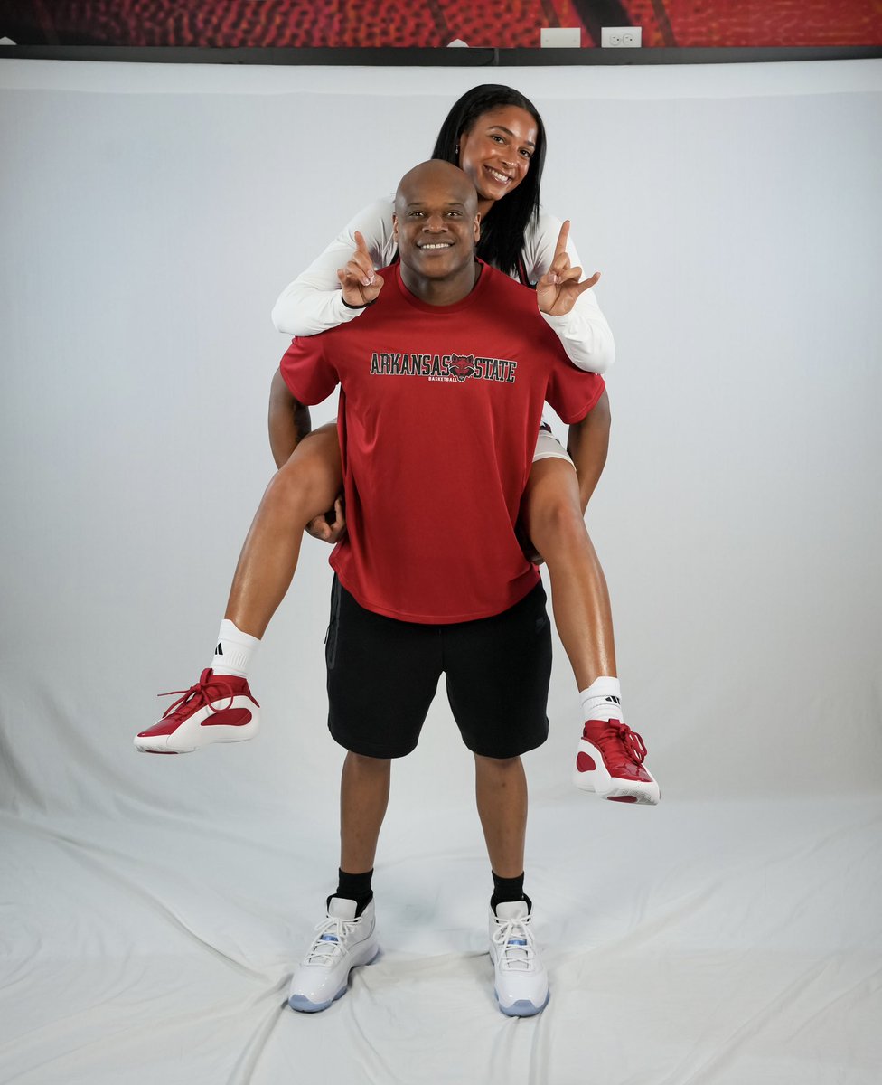 CoreyD2For1's tweet image. Wolves Up 🐺🤘🏾‼️
@mardickersonn 
@AStateWB 

#NetsAintFree #AStateWbb #RedWolves