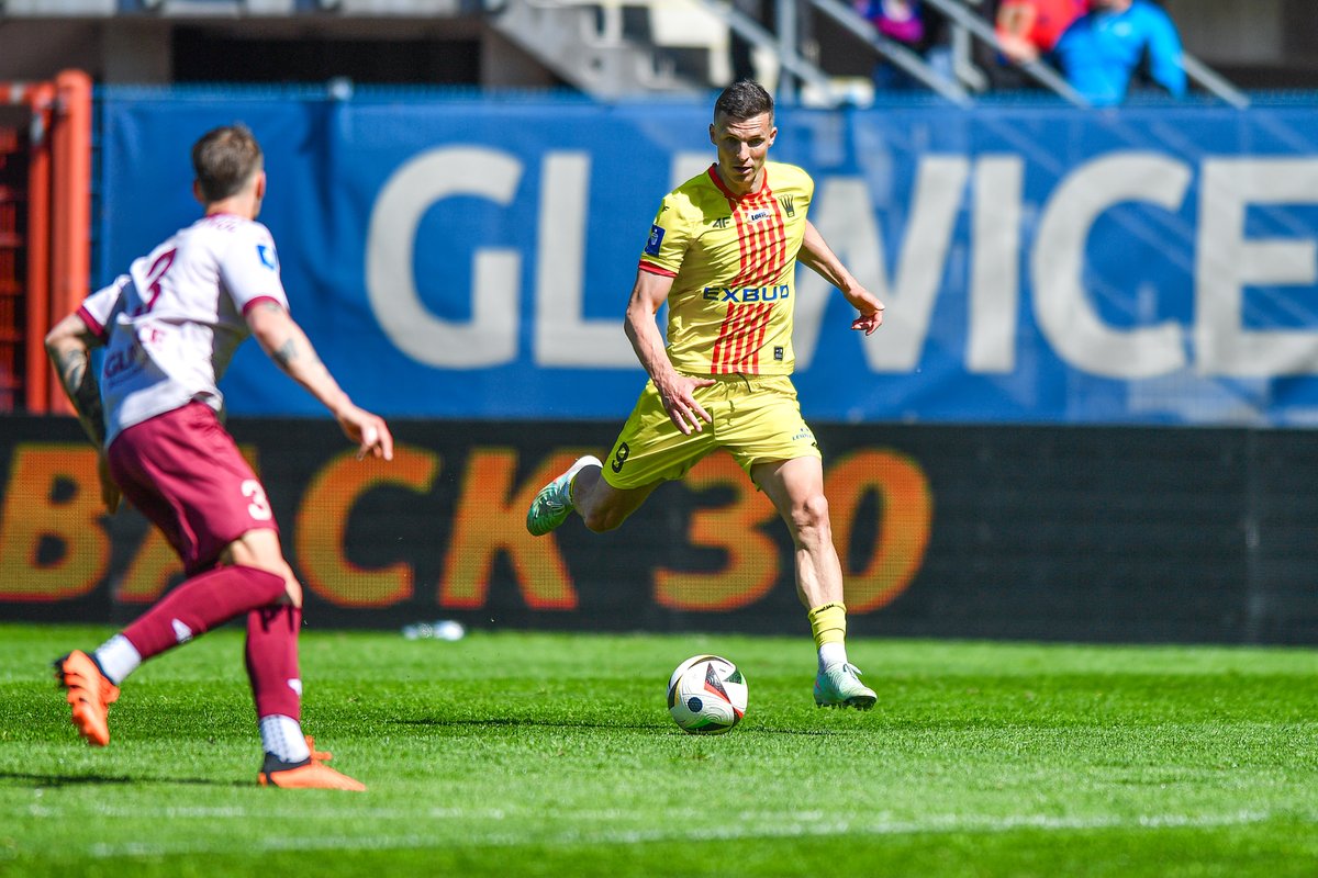 Korona_Kielce's tweet image. 🔙 Kilka ujęć z meczu #KORPIA ⚔️
📷 Galeria 👉 bit.ly/4jEbkht