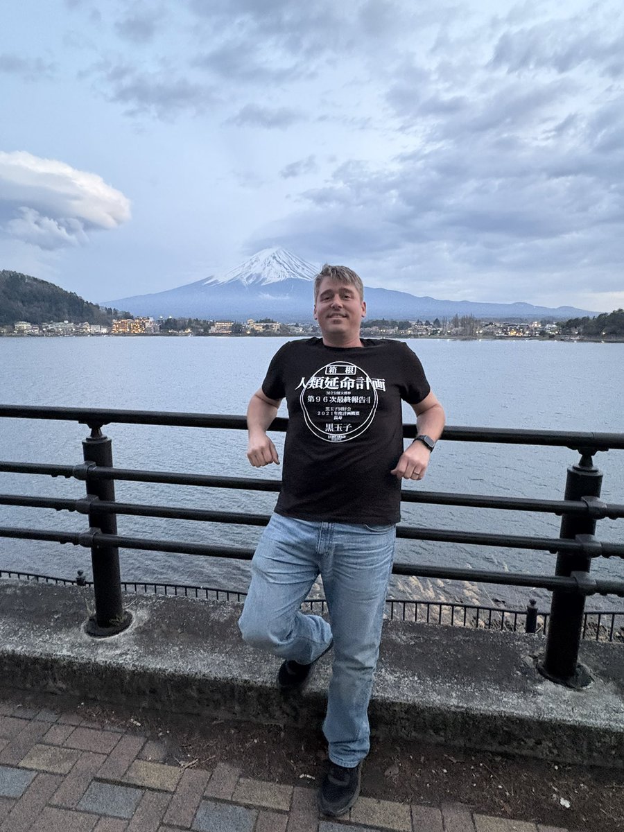 Denwaoffroad's tweet photo. What a great day in Japan checking out MT. Fuji.

#japan https://t.co/vLCnkaFoSa