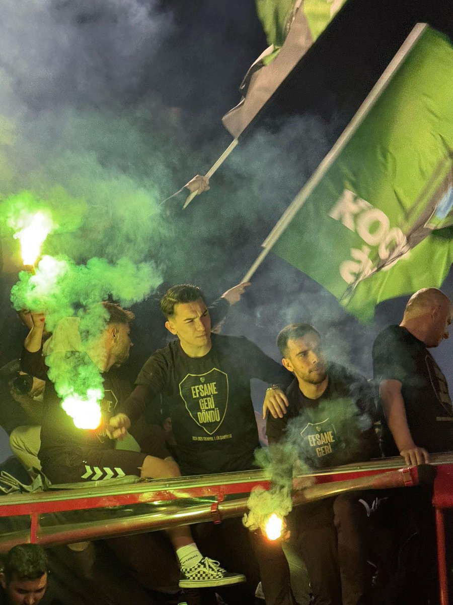 Hatırlandın mı Ali abi 🤩💚🖤 <a href="/Kocaelispor/">Kocaelispor</a>