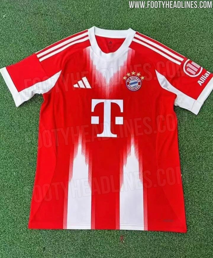 MediaBayernFR's tweet photo. Les trois maillots du Bayern la saison prochaine.

Une note pour ce trio ? https://t.co/vh0sXwMG0w
