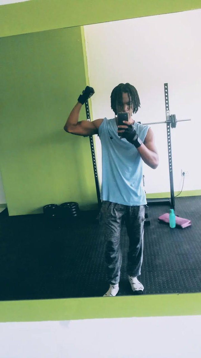 📷: AI Camera by <a href="/HisenseSA/">Hisense South Africa</a>
👕: @AdidasOriginals
👖: <a href="/PUMASouthAfrica/">PUMA South Africa</a> 
🧦: <a href="/PUMASouthAfrica/">PUMA South Africa</a>