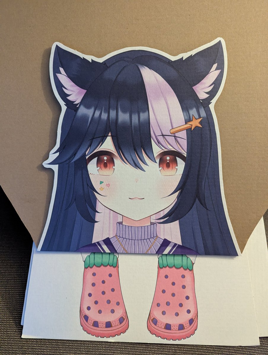 Little skunk boy vtuber yay! <a href="/UNREALGRL/">Tob 🦨 🎱🖕</a>