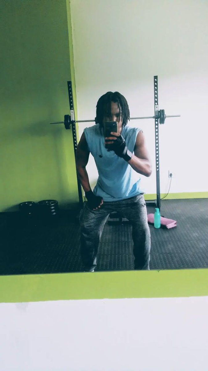 📷: AI Camera by <a href="/HisenseSA/">Hisense South Africa</a> 
👕: @AdidasOriginals 
👖: <a href="/PUMASouthAfrica/">PUMA South Africa</a> 
🧦: <a href="/PUMASouthAfrica/">PUMA South Africa</a>