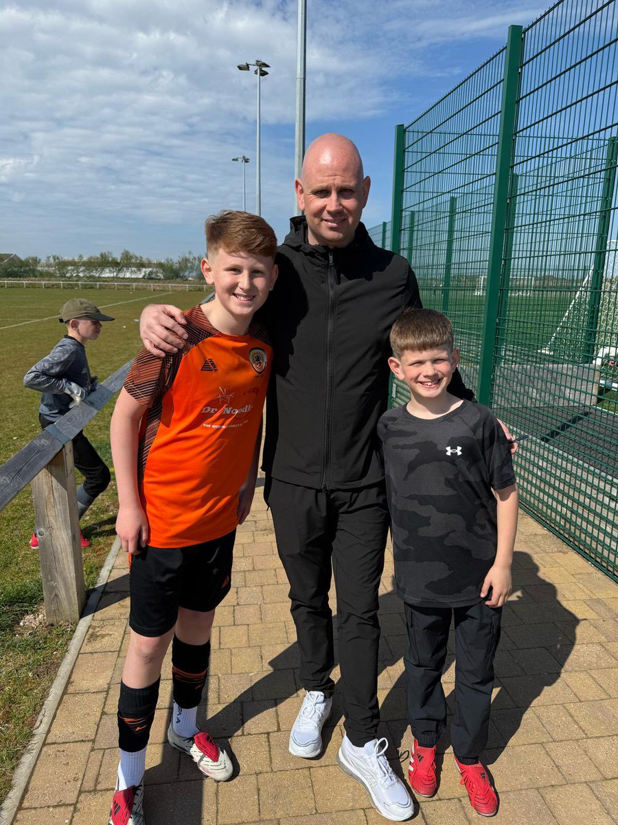 Unbelievably proud of Oliver yesterday and today playing in Blackpool- wasn’t to be in the end this afternoon but we go again🧡🖤