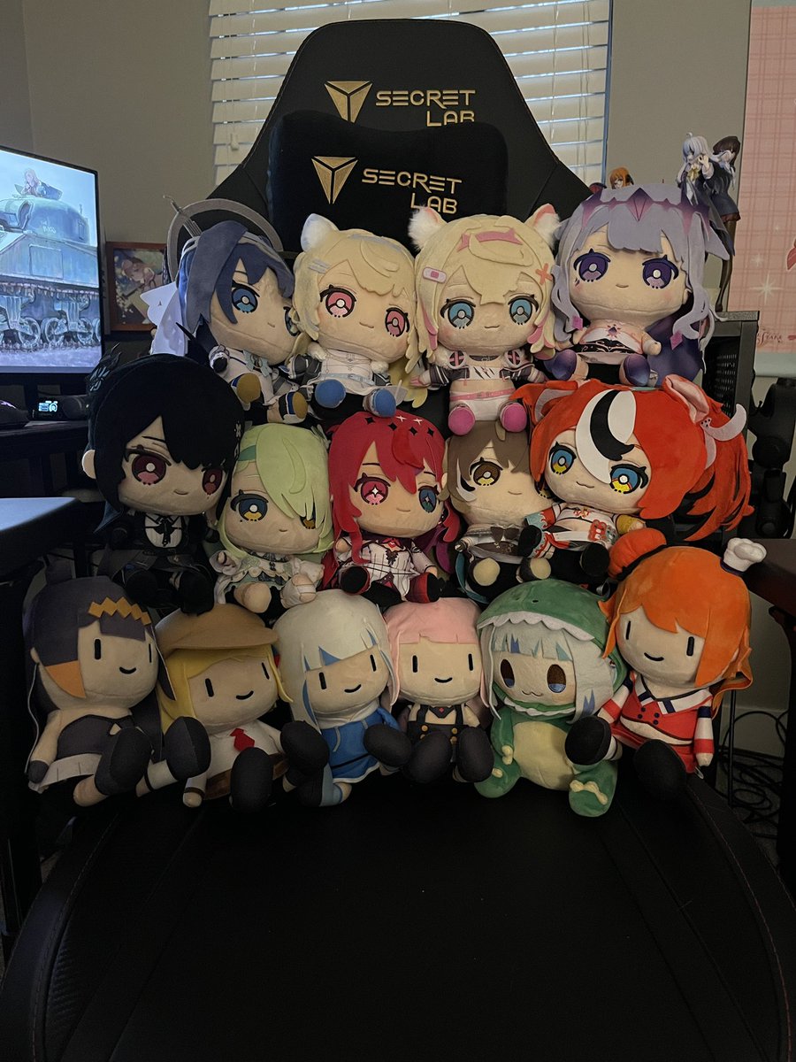 paterino93's tweet photo. It’s not much, but it’s home.  #MoombaGoombaRoomba https://t.co/Ta4zfXqYGK