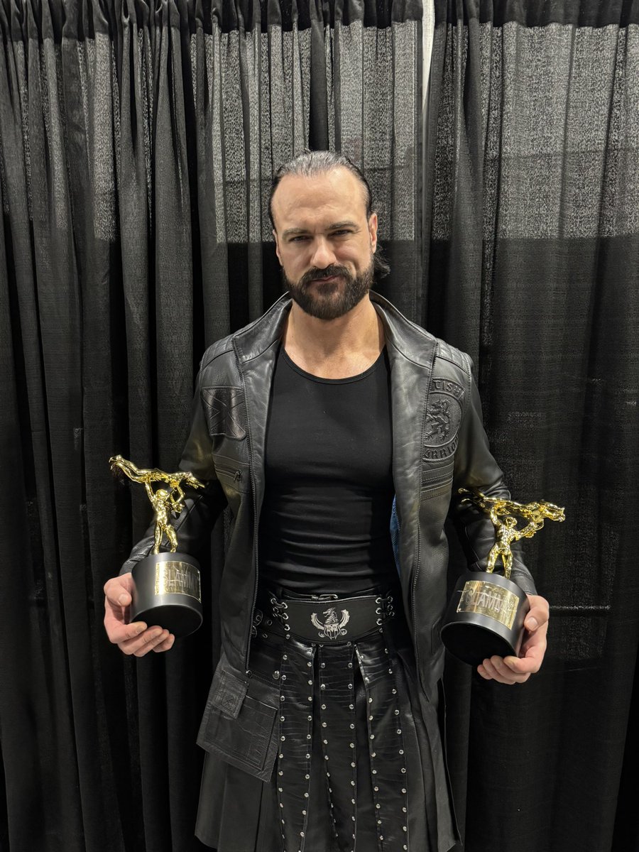 ImAzmi0's tweet image. Drew McIntyre Won Back-To-Back Two Social Star Of The Year At The Slammys Awards⚔️🔥

I Love My Scottish Warrior❤
#Slammys #SlammyAward #SLAMMY #DrewMcIntyre #WrestleMania #WrestleMania41