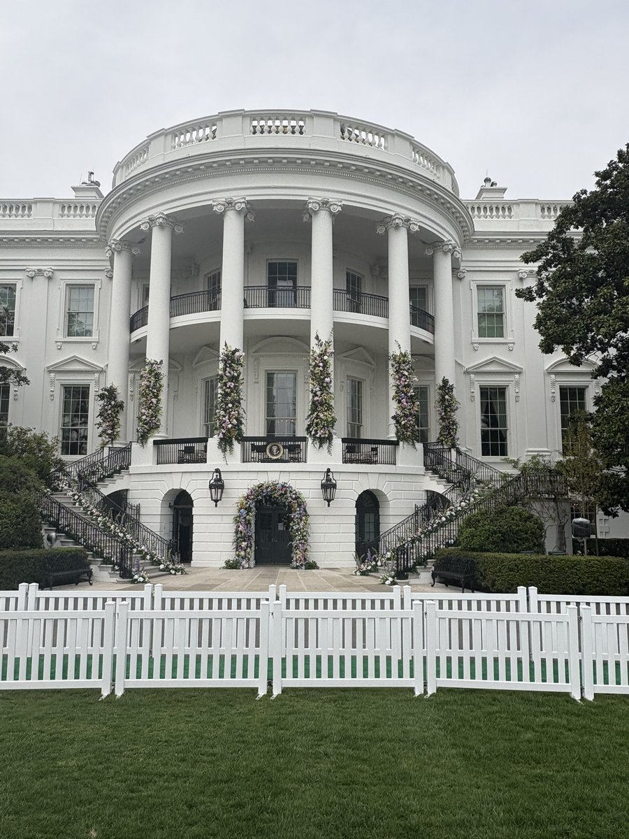 AFEspitallier's tweet image. Easter Egg roll preps underway at the White House.