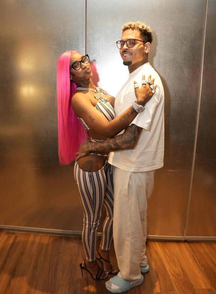 MEET AND GREET 🫶🏾🫶🏾 <a href="/chrisbrown/">Chris Brown</a>