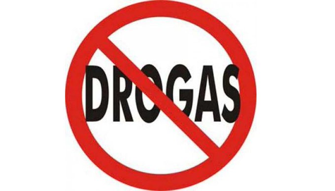 En  la Ley 151 de 2022, Código Penal, el legislador cubano ratificó y  robusteció el combate contra las drogas ilícitas o sustancias de efectos  similares, regulando, en su Capítulo V
Descargue esta norma en la fgr.gob.cu
#Cuba #ContraLasDrogasSeGana