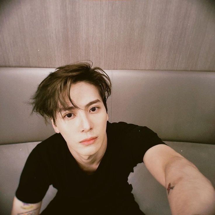 ⠀⠀⠀
⠀⠀⠀⠀ 𝐈𝐍𝐒𝐓𝐀𝐆𝐑𝐀𝐌 ↷
⠀⠀⠀⠀⠀⠀ ⠀⠀⠀@𝙃𝟬𝙋𝙀𝙇𝙀𝙎𝙎

domingo de resurrección. 

  ⠀⠀⠀ ⠀────────────
              ⌂     ⌕     ⊞     ♡    ○