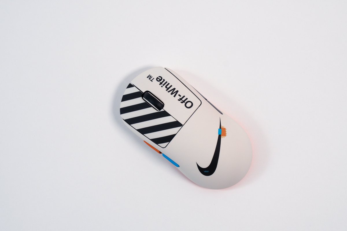 Off white Gpro (og) 

customs that dont look custom 👨‍🍳

Painted using <a href="/JacquardProduct/">Jacquard Products</a>