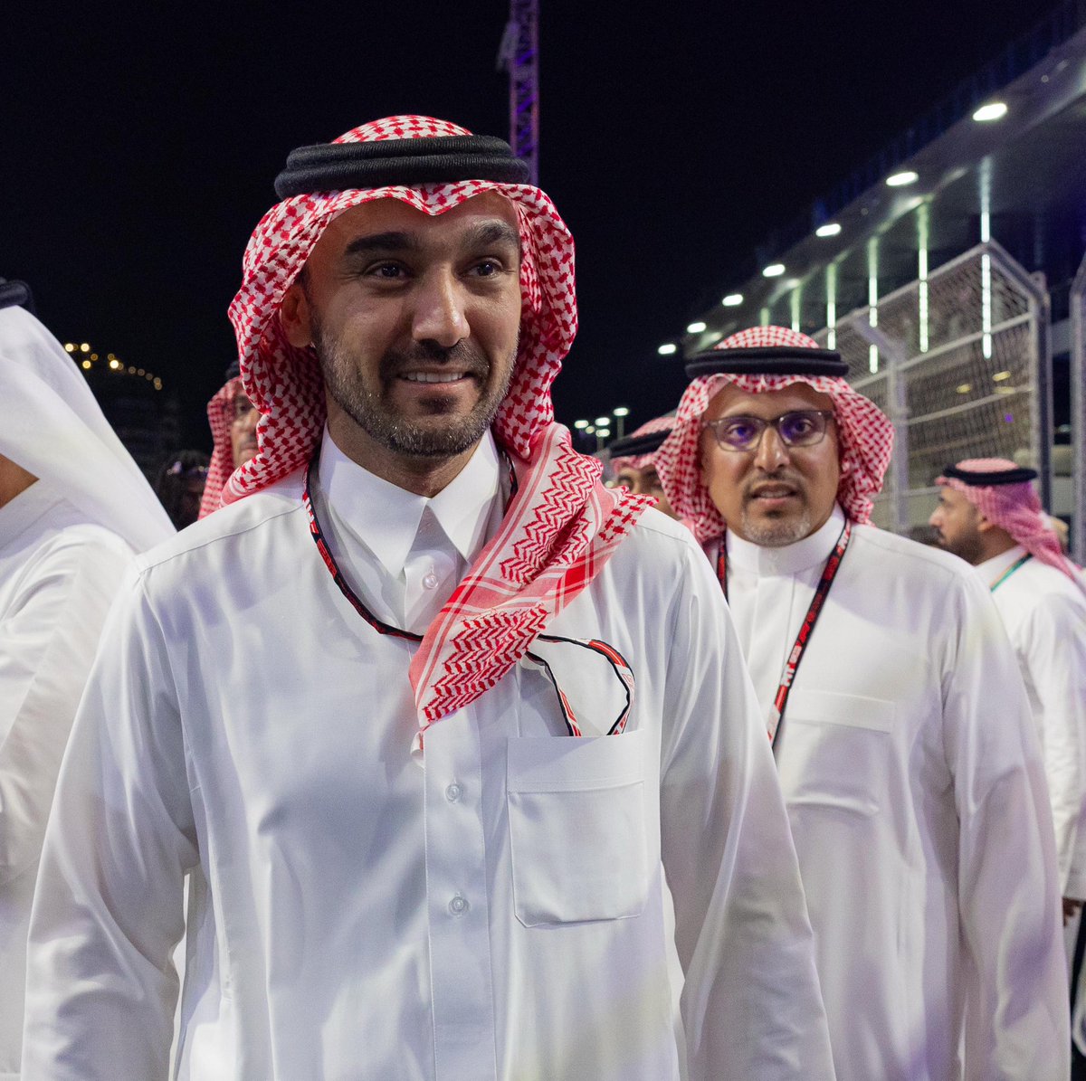 mosgovsa_en's tweet photo. ๐ธ HRH the Minister of Sport, @AbdulazizTF, crowns Oscar Piastri as the winner of the stc Saudi Arabian Grand Prix
#SaudiArabianGP | #OvertakeTheFuture https://t.co/oSExo0cHxx
