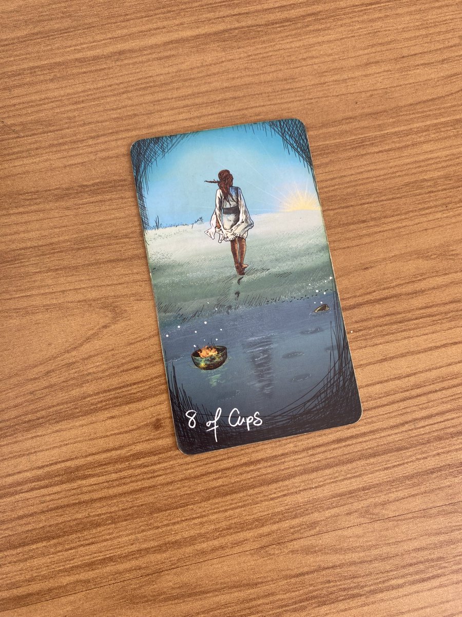 luandsoaress's tweet photo. ♏️ Escorpião - Energia Semanal 

Você está atravessando um mar de emoções. E por mais difícil que pareça, esse é um momento de libertação. Algo dentro de você está sendo deixado pra trás, talvez um sentimento antigo, uma memória dolorosa, ou até uma versão sua que já não faz mais sentido. A superação vem quando a gente escolhe seguir, mesmo com o coração apertado. É no movimento, na coragem de soltar, que a cura acontece. 

Você está indo em direção ao novo, mais leve, mais verdadeiro, mais alinhado com quem você é agora. 

Confia: deixar ir também é um ato de amor.