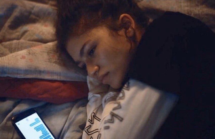 iiml9_'s tweet image. شكل لحظة الإدراك: