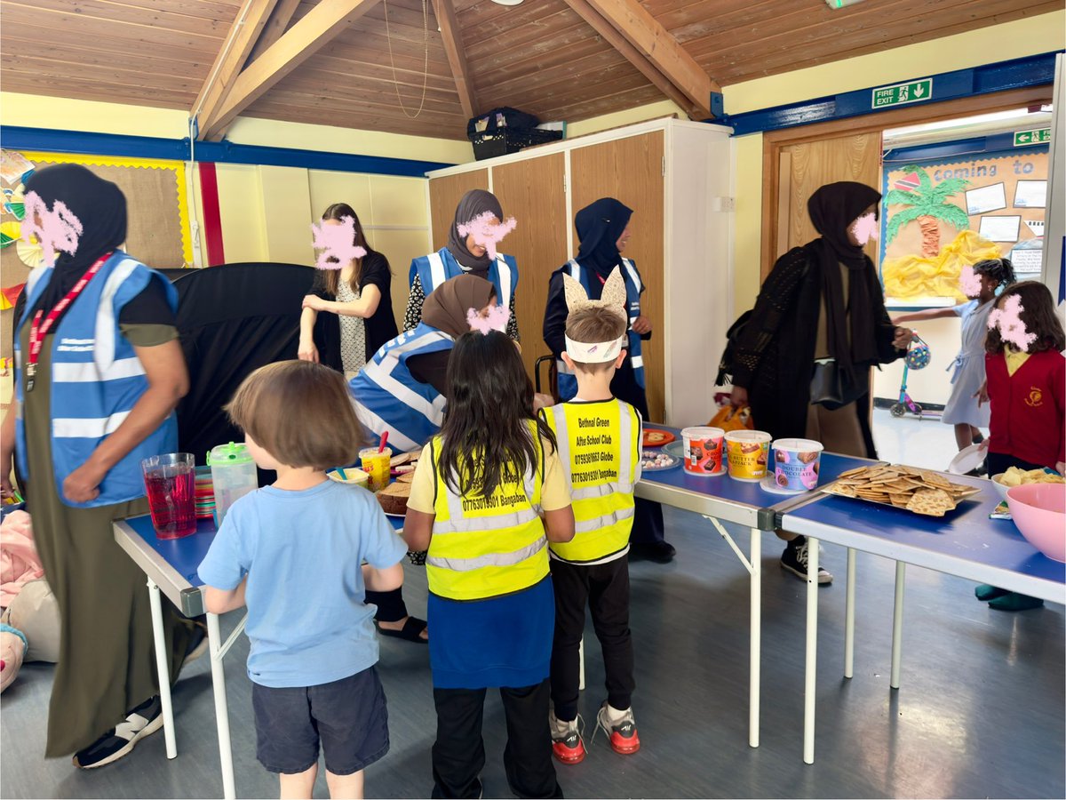 Bethnal Green After School Club (@bethnalgreenasc) on Twitter photo Our Open Day at Bangabandhu Primary School! A big thanks to <a href="/MorpethSch/">Morpeth School</a> <a href="/GreenhouseSport/">Greenhouse Sports</a> for a table tennis table. The club will re-open from
Tuesday 22 April. Enquire within. Our Open Day at Bangabandhu Primary School! A big thanks to <a href="/MorpethSch/">Morpeth School</a> <a href="/GreenhouseSport/">Greenhouse Sports</a> for a table tennis table. The club will re-open from
Tuesday 22 April. Enquire within.