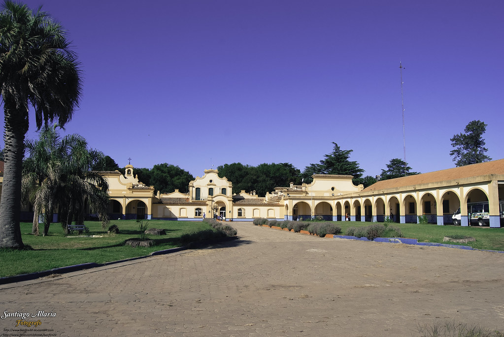 Ayer cumplió sus primeros 100 años, uno de los mejores colegios del país, la Escuela Agrotécnica Salesiana de La Trinidad (BA), mi segunda casa.

No alcanzan las palabras para agradecer todo lo que viví durante mis 6 años de pupilo, los hermanos de la vida que coseché y aun