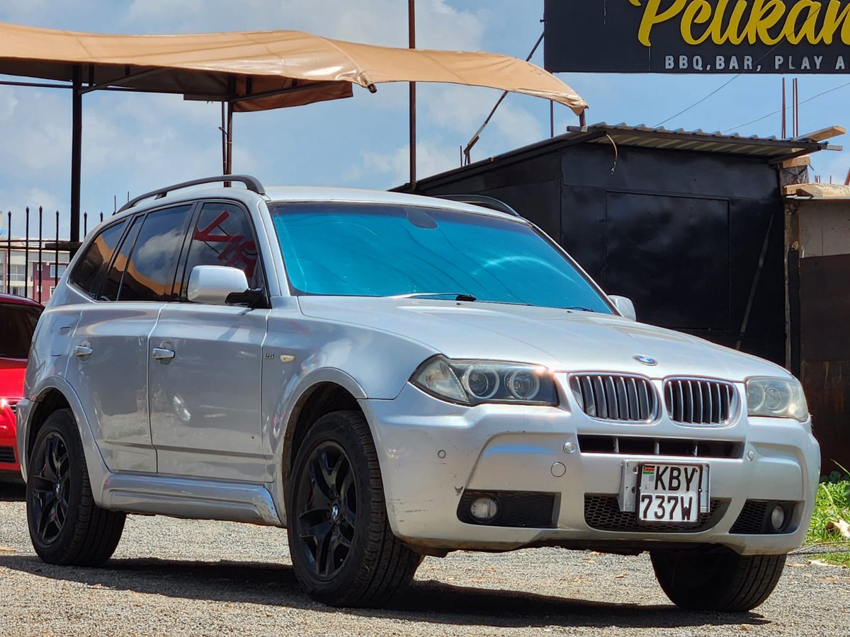 MagdalineMikel2's tweet photo. 2007 BMW X3
2500cc Petrol
Automatic 
Clean Interior 
Electric Seats 
Functional Radio 
No. Of previous owners:1 
No mechanical issues 
🔥Going for 1,350,000. 
For more information 0114684600- Calls and WhatsApp.

#SUVForSale #bmwsforsale #carsforsale #kabinja https://t.co/Q5u0OHjlBD