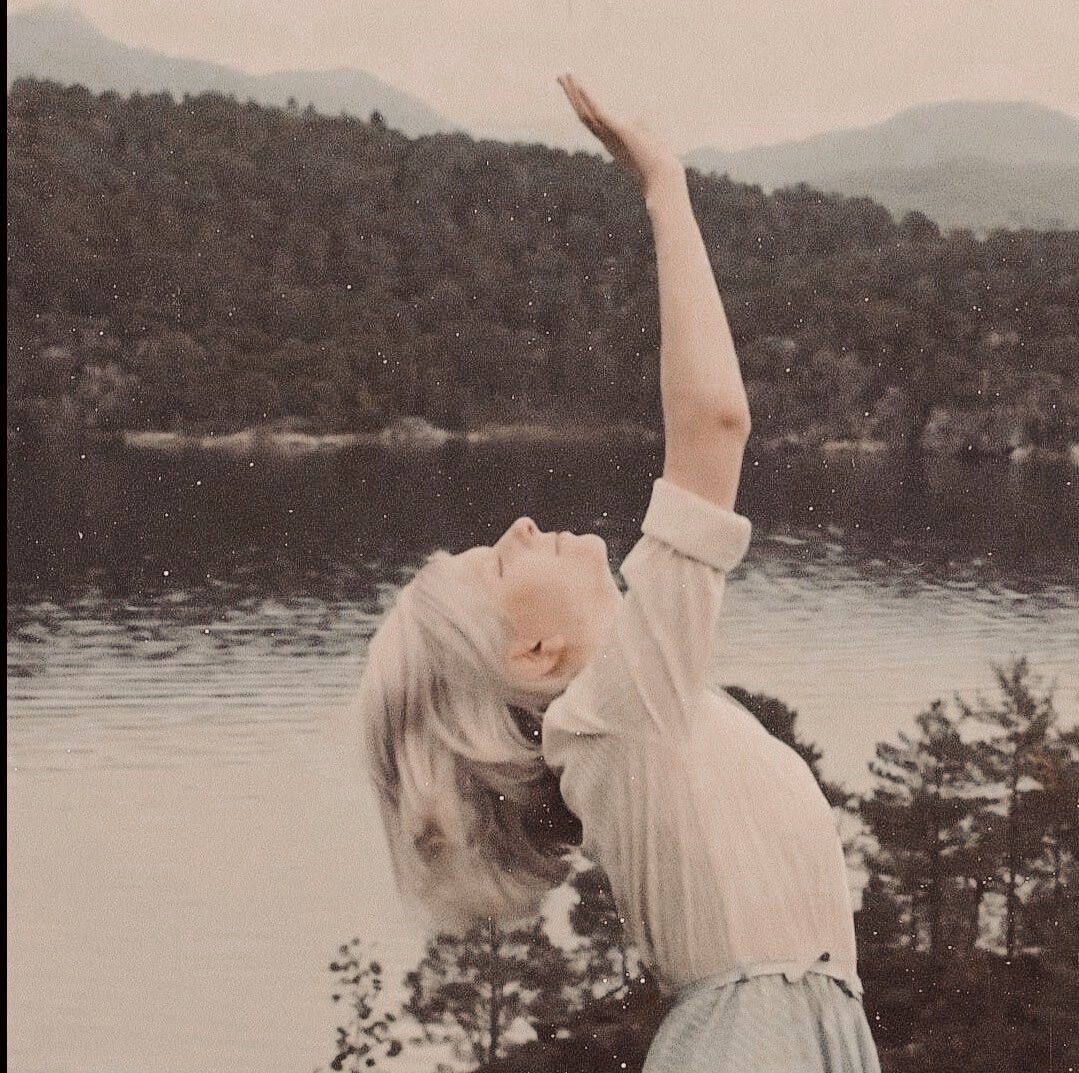 weirdocomet's tweet photo. ᅠ

                 𝖎𝐭 𝐮𝐬𝐞𝐝 𝐭𝐨 𝐛𝐞 𝐚 𝐛𝐞𝐚𝐮𝐭𝐢𝐟𝐮𝐥 𝐥𝐚𝐧𝐝. 
                 𝐢 𝐦𝐞𝐚𝐧, 𝐛𝐞𝐟𝐨𝐫𝐞 𝐚𝐥𝐥 𝐨𝐟 𝐢𝐭. 
                              𝖜𝖆𝖗. 
                                    𝖉𝖊𝖘𝖙𝖗𝖚𝖈𝖙𝖎𝖔𝖓. 

ᅠᅠ https://t.co/6WCoBoo0dW