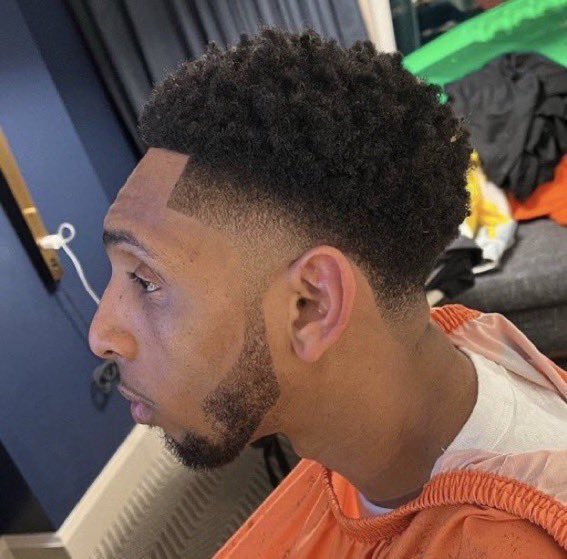 wrongenberg's tweet image. Look at Cam man