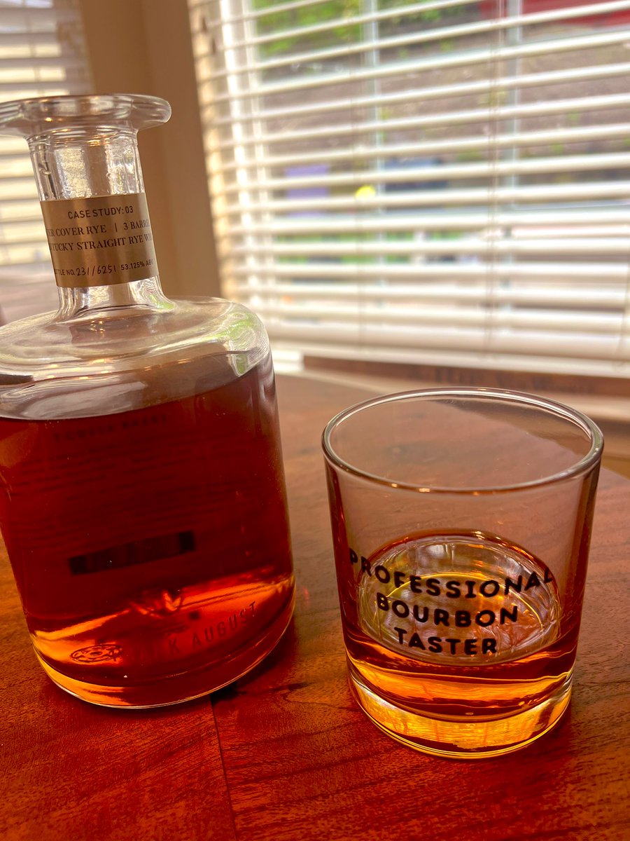 DRParchitect's tweet image. A little weekly libation..Frank August 2024 Case Study no.3…Straight Rye Whiskey. 3 barrel batch , batch 9/9 at 106 pr. One of their best yet.