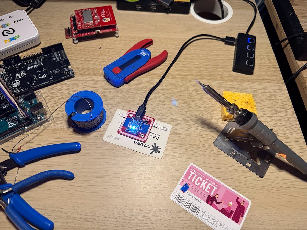 gentilkiwi's tweet photo. Love to play with friend's project @ https://t.co/Eql2V35u12 and cheap hardware I already had...
#st25tb & #tearoff with PICO Zero, PN532 & a little bit of soldering... https://t.co/QJKkJtZoqN