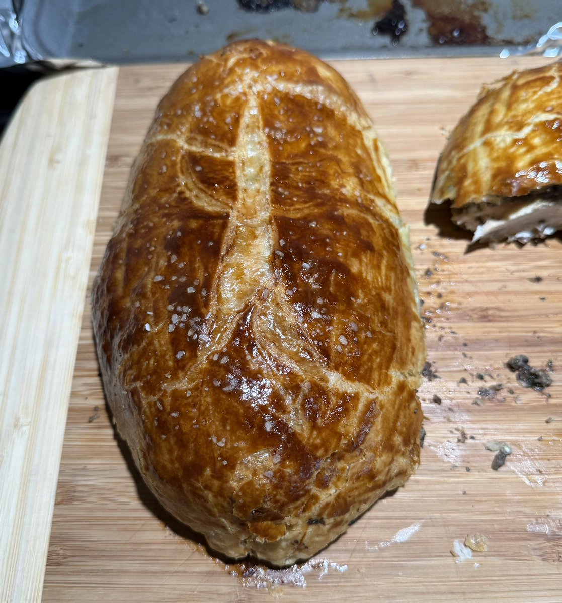 Cat in the Hat tweet media