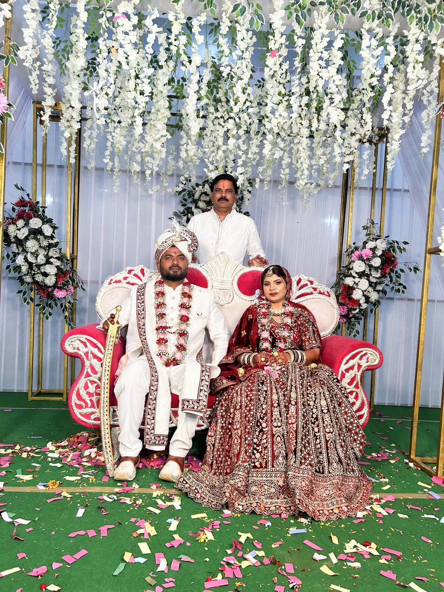 DevendraPayasi5's tweet photo. Attended family function of younger brother marriage https://t.co/9cF5GBmLvl