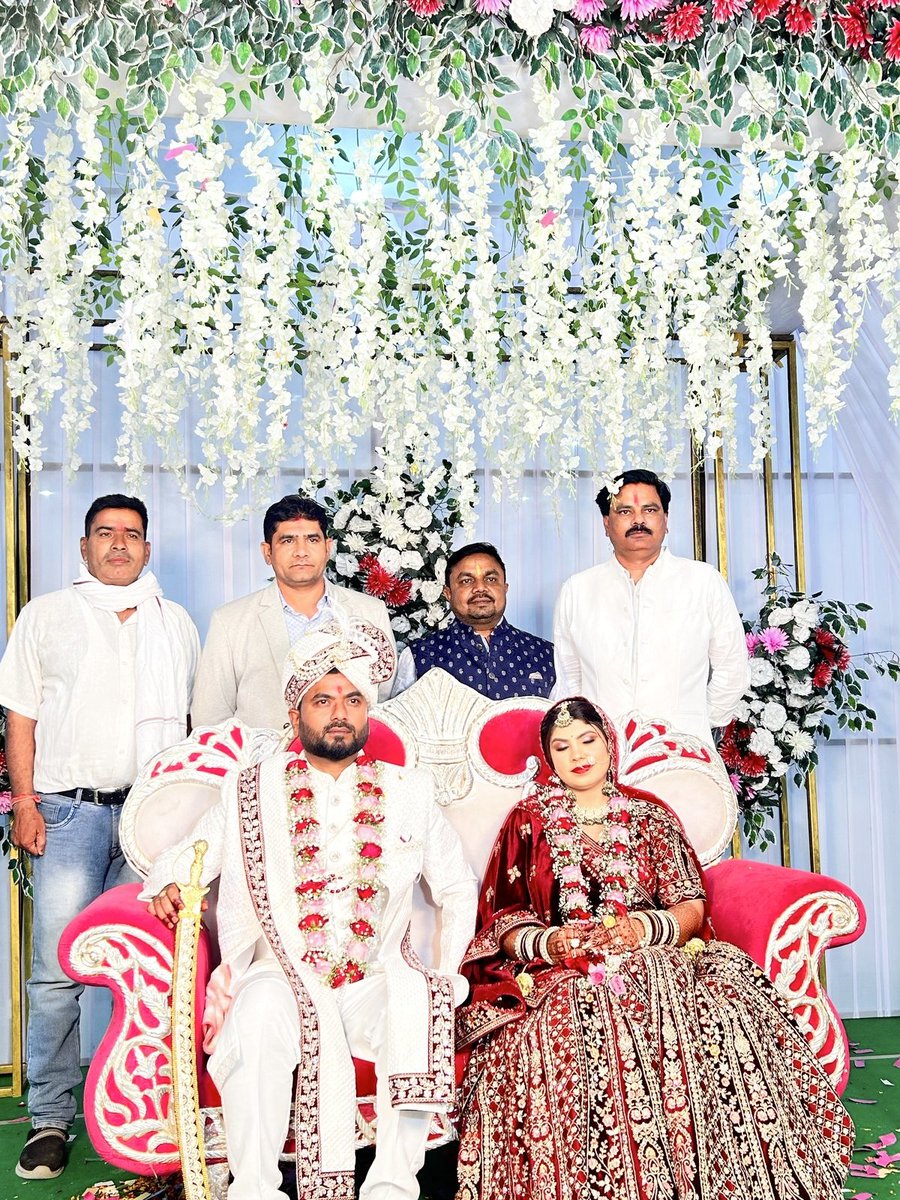 DevendraPayasi5's tweet photo. Attended family function of younger brother marriage https://t.co/9cF5GBmLvl