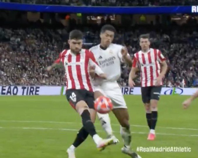 AdriRM33's tweet photo. Definición de la Liga Negreira en estos últimos 17 años. https://t.co/pRaiLeev8r
