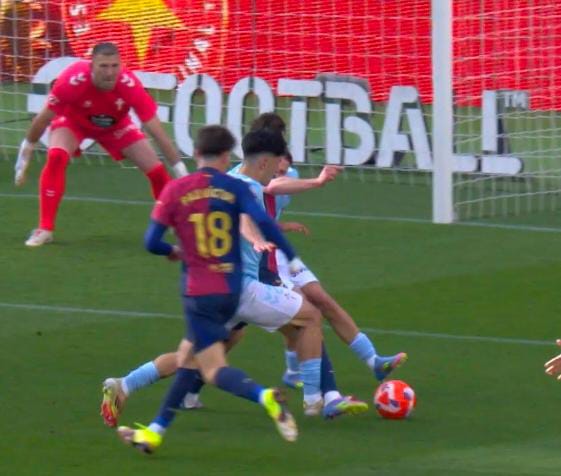 AdriRM33's tweet photo. Definición de la Liga Negreira en estos últimos 17 años. https://t.co/pRaiLeev8r
