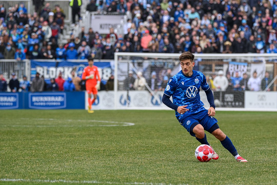 Big 3 points at home💙