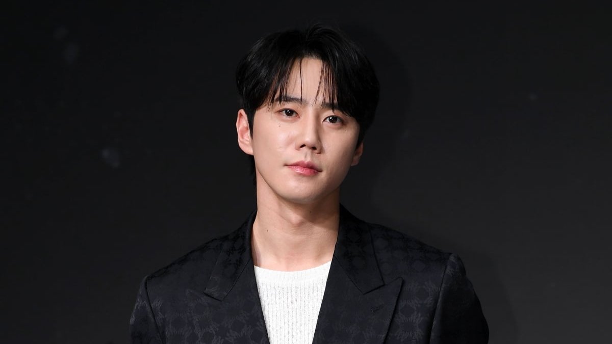 絶頂　イヨンヒ　韓国 PHOTO】IZ*ONE出身クォン・ウンビ＆イ・チェヨン＆チョ・ユリ「2
