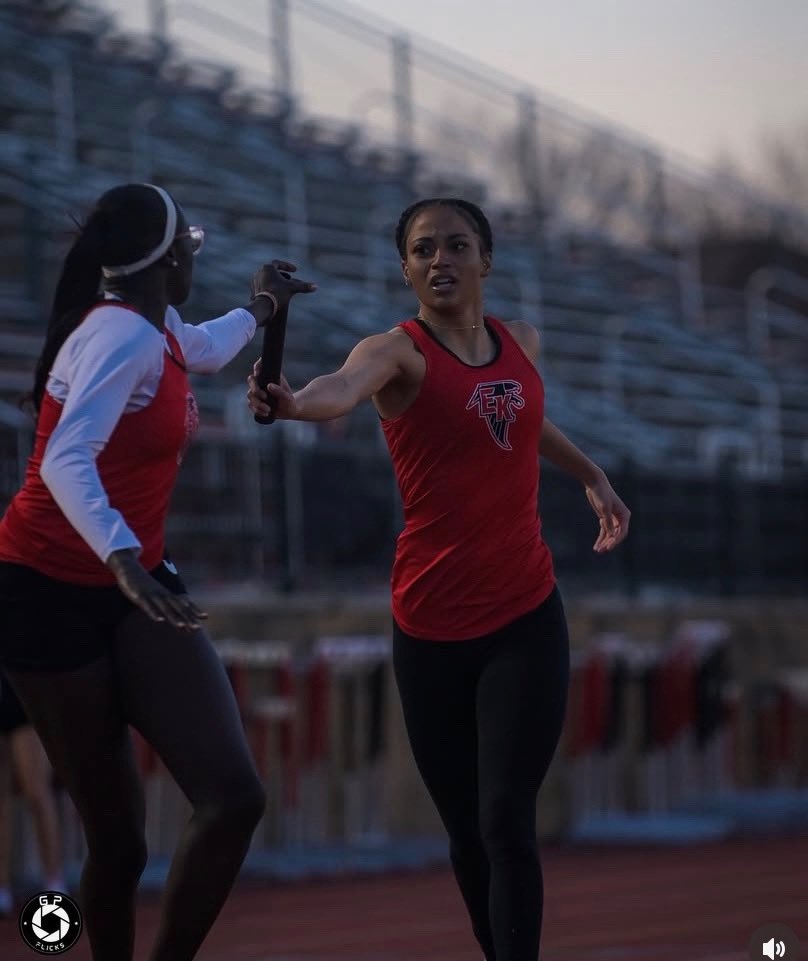 _alanabailey9's tweet photo. To my lil sis, โEverything you need is already inside. Just do it.โ -Nike #BaileyGenes #Sisters #Legacy @GP_Flicks https://t.co/ubzXHnlK1B