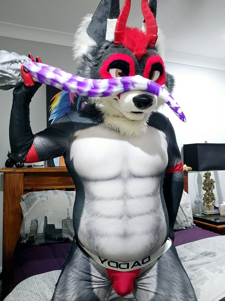 Look at this big boy! Can you take his depth? 👀😈❤️ 

W/<a href="/ToysJuliet/">Juliet & Martin's Toy Store</a> 
(Use code "ZARDAB" for 15% off)