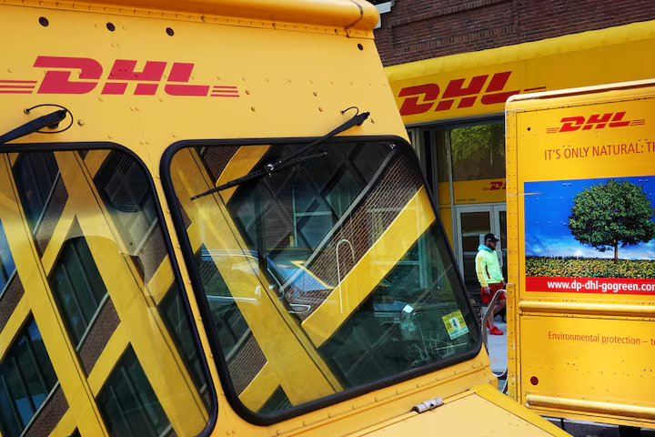 FinanceWorld8's tweet photo. DHL Express, a division of Germany's Deutsche Post, said it would suspend global business-to-consumer shipments worth over $800 to individuals in the United States from April 21, in the wake of new U.S. customs rules which require formal entry processing on all shipments worth over $800. The minimum had been $2,500 until a change on April 5. #DHLDelivers #UnitedStates #customs