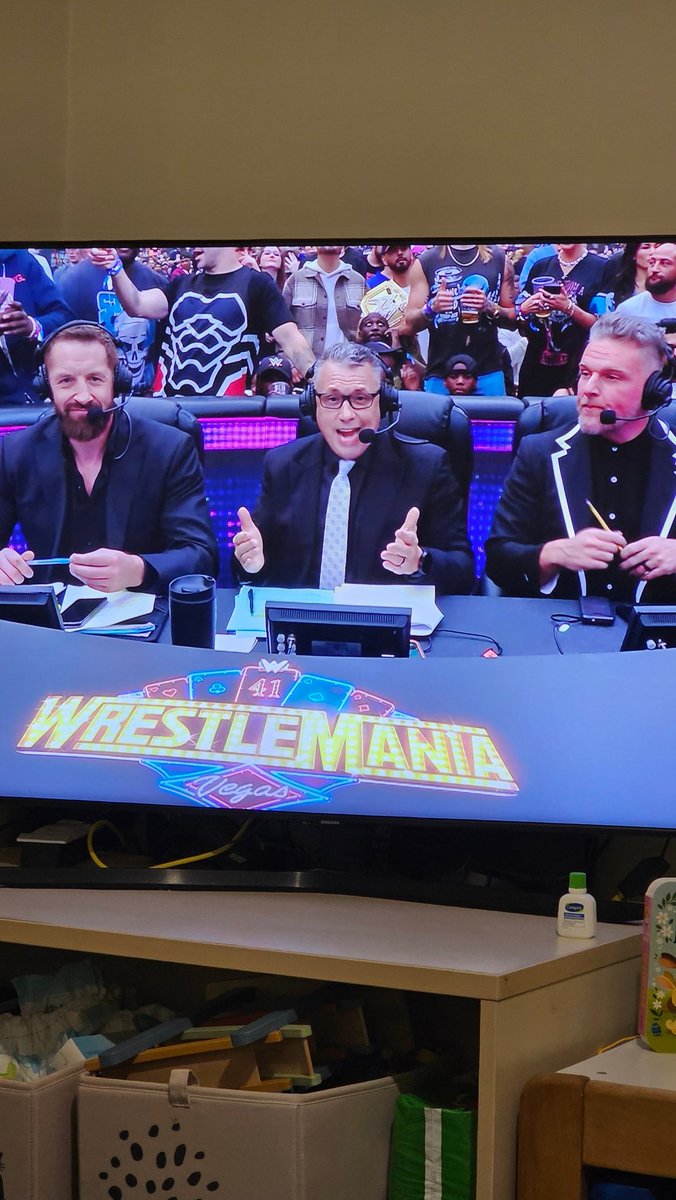 Ref_Anderson's tweet image. Night two is well underway. Getting harder to stay up in your late 30s. 😴

#WrestleMania