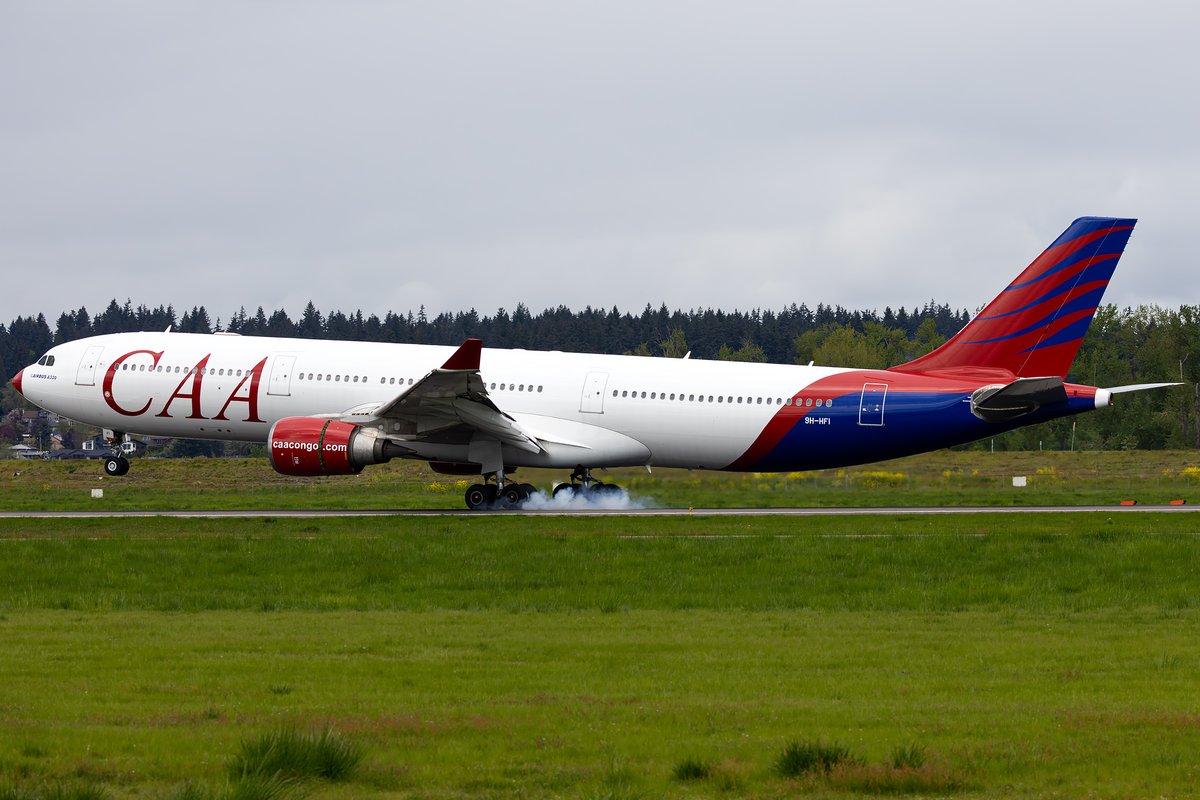 Sabian404's tweet image. HiFly decided to use something other than the A340 for the charter flights they've been doing between Portland and Spain lately. Moonraker 358 arriving at PDX from LEPA this afternoon.