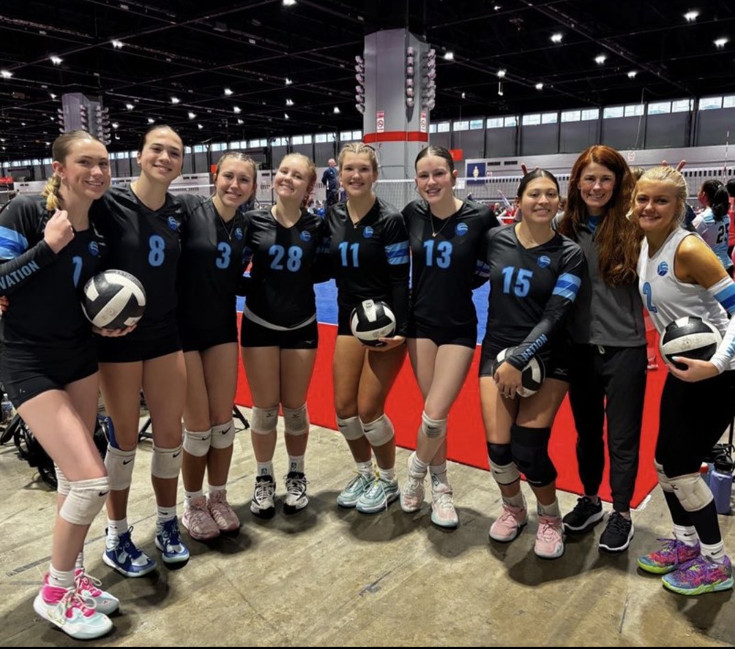 Elevation 16 Karen-Kira defeat South Shore 16N and Club Fusion 16-1 on Day 3 to win the Silver Division at Windy City in Chicago!  #ElevationNation