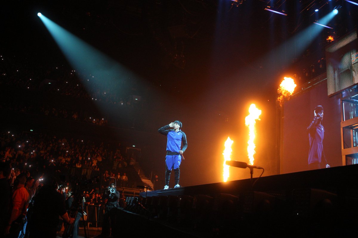 // @CentralCee // <a href="/TheCoopLive/">Co-op Live</a> // #Manchester #CantRushGreatnessTour 
facebook.com/share/p/1Bofxs…