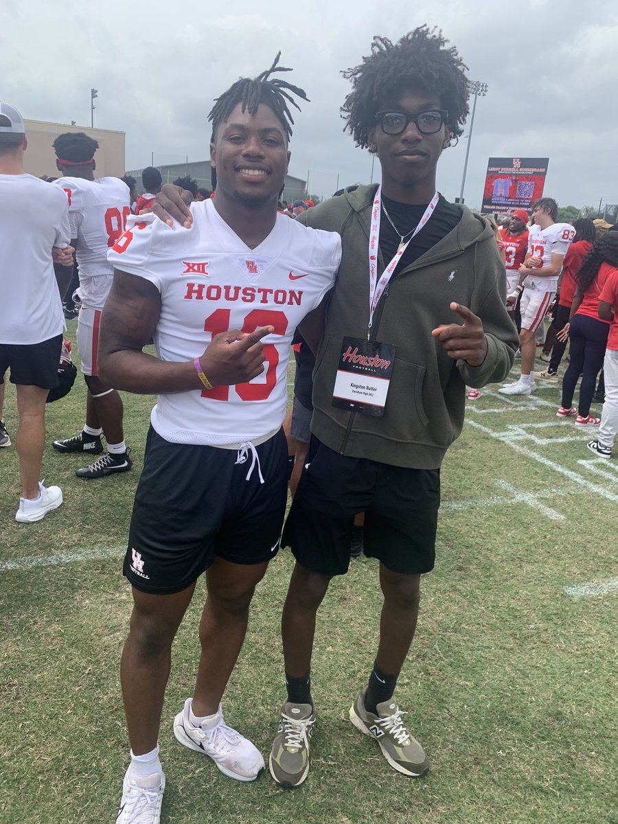 KingstonButler8's tweet photo. Enjoyed my time at The University of Houston watching their spring game this weekend ! 
@cert_dbj @CoachSherms @AL7AFootball @TheDWarriors @TDARecruiting @ridgle_jayshon @CoachLambert4 @Chrisandre96824 https://t.co/f4PGn8IAvh