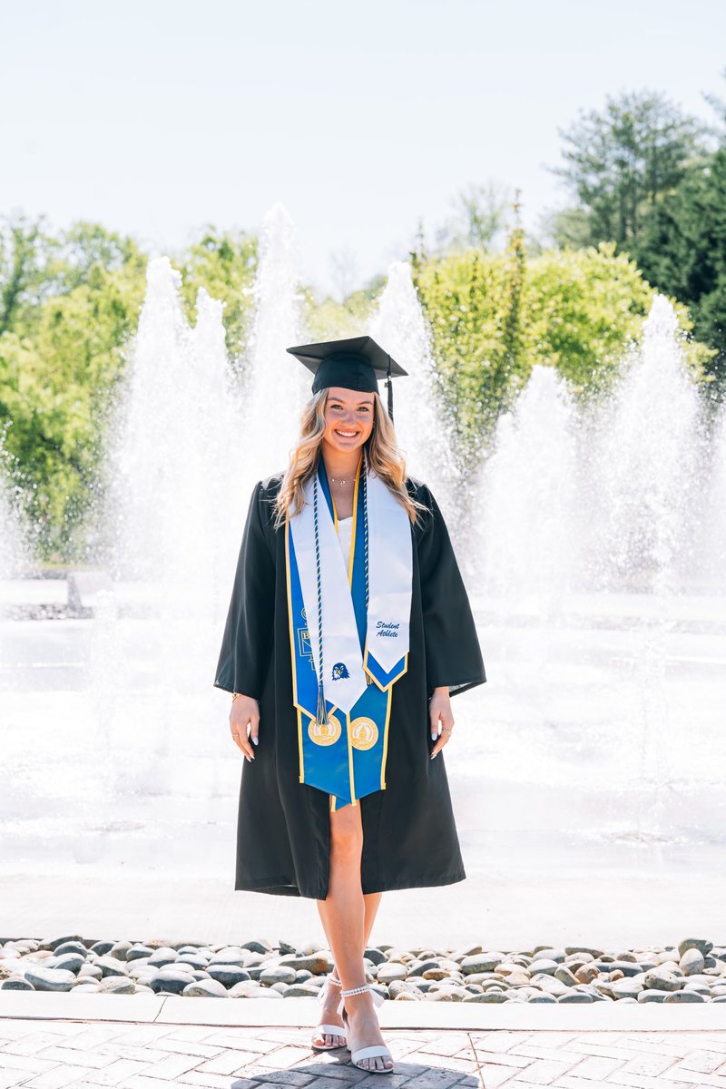 Jen Fahey tweet media