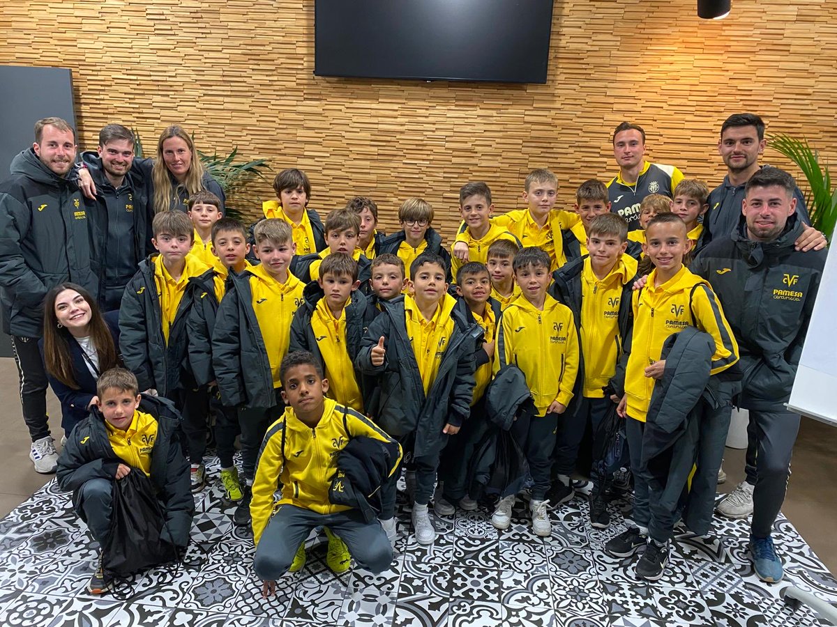 MAirportSuites's tweet photo. Ha sido un verdadero honor acoger a muchos de los talentosos jóvenes jugadores y equipos que han participado en la #IscarCup. Nos sentimos orgullosos de haber contribuido a la #Experiencia de este importante torneo de #futbol juvenil internacional #FutbolJuvenil #NosUneElFutbol https://t.co/N5w5LQUGfz