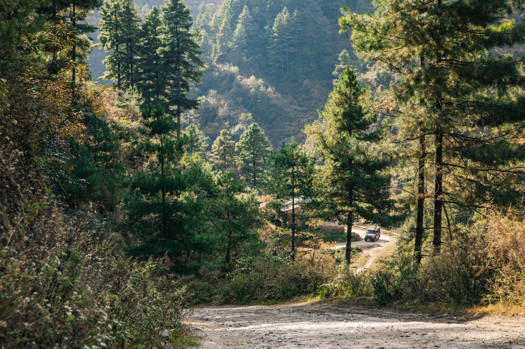 The peaceful valleys and trails of lower Solukhumbu are an amazing way to go off the beaten track and immerse yourself in local life and to meet and spend time with local communities. Join us for our trek in October/Nov 2025.