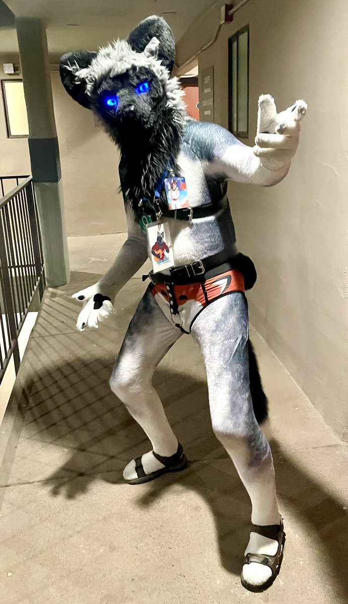 Building 26 seems to be where most of the room parties were happening Saturday night at #LVFC2025. Pretty sure I was properly attired for most of them.