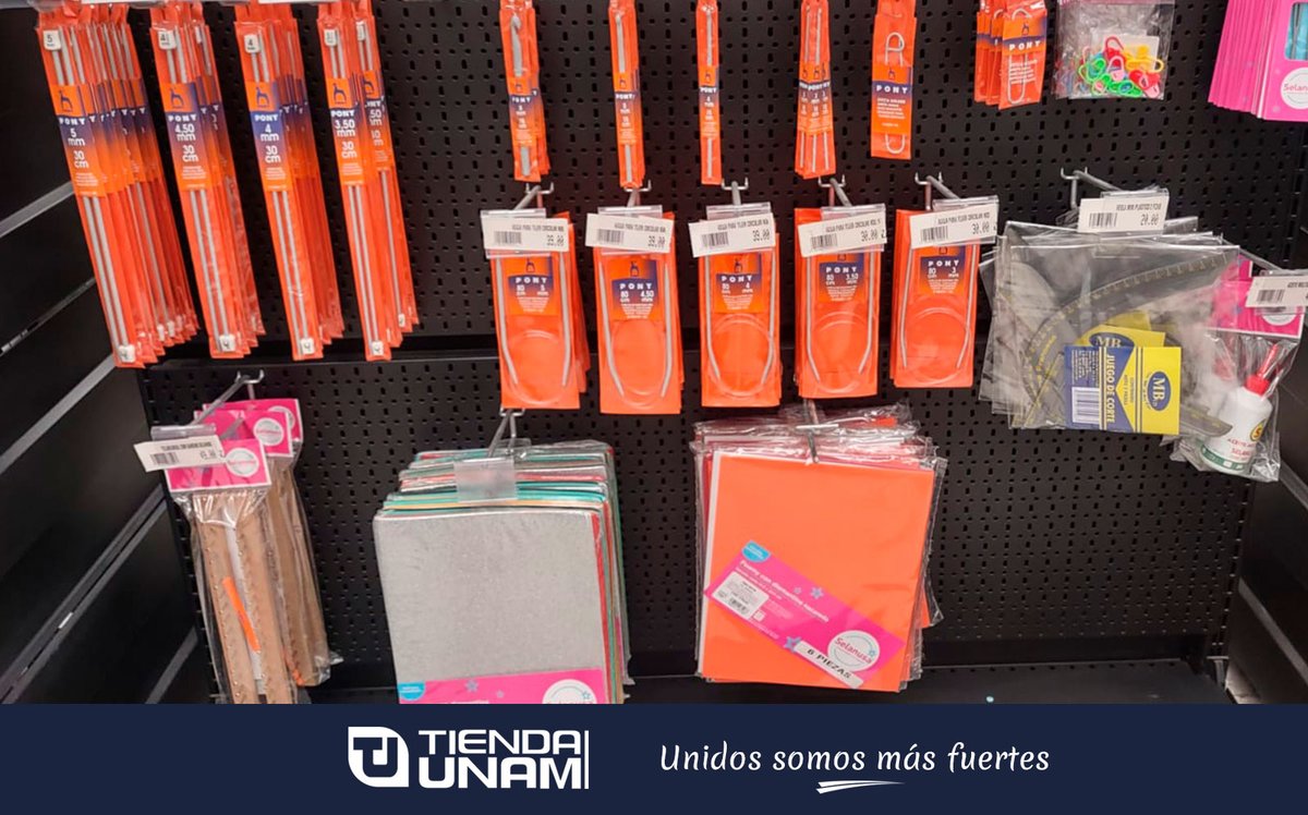 TiendaUNAM's tweet image. Sí nos has descubierto qué tan relajante y creativo es #tejer, ven a @TiendaUNAM y llévate lo necesario. Te va a encantar 🥰