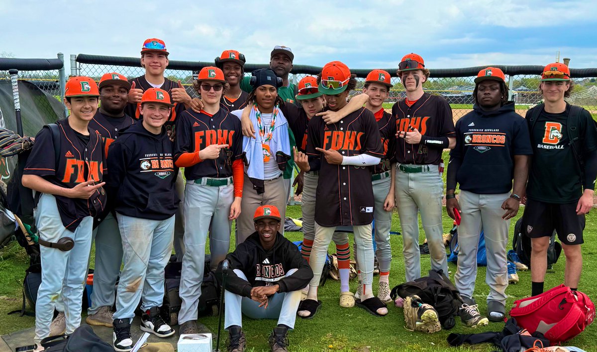 FDHSBaseball's tweet photo. The Broncos had a busy Saturday, with F, JV, and V all playing two games each…

The Freshman and JV teams both collected a win on the day, with the “Cam-Chain” for Most-Outstanding Teammate going to @R__Lawrence (JV) and @JHalderman20284 (F). 

#stampede🐎 https://t.co/HG0lNxNrUV