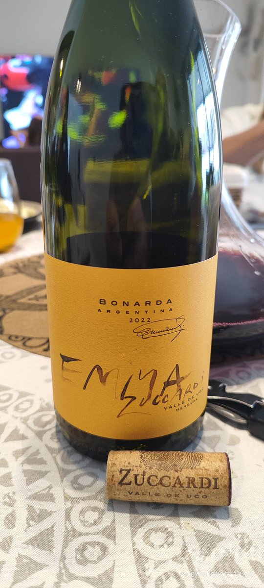 Muy linda la bonarda de la Nona!!! ❤️🍷👏🏻 <a href="/ZuccardiWines/">Zuccardi ValleDeUco</a> <a href="/SebaZuccardi/">Sebastian Zuccardi</a> ...