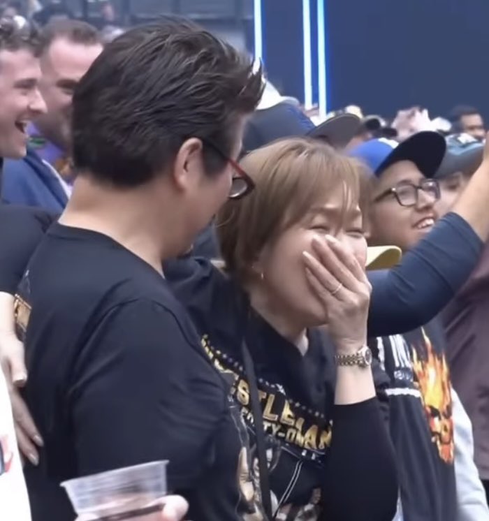 Iyo’s parents reaction to her winning 😭🥺