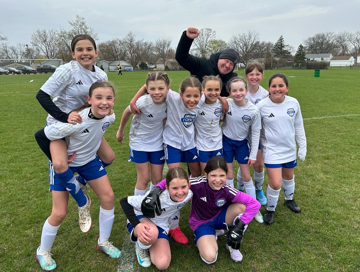 Easter DUB‼️ 🐰⚽️

2014G Premier White had a great game today making sure they left it all on the field for Easter Sunday!!

Way to go, ladies!!

#goforce #easterwin